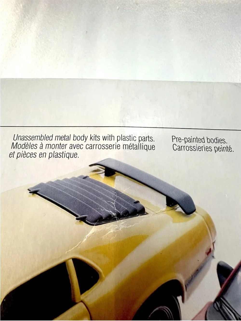 BRAND NEW SEALED Maisto Ford Mustangs Metal Body 1:24 Scale Skill 1 Model Kit